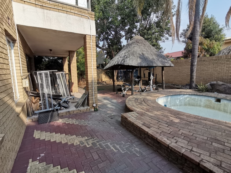 4 Bedroom Property for Sale in Zinniaville North West